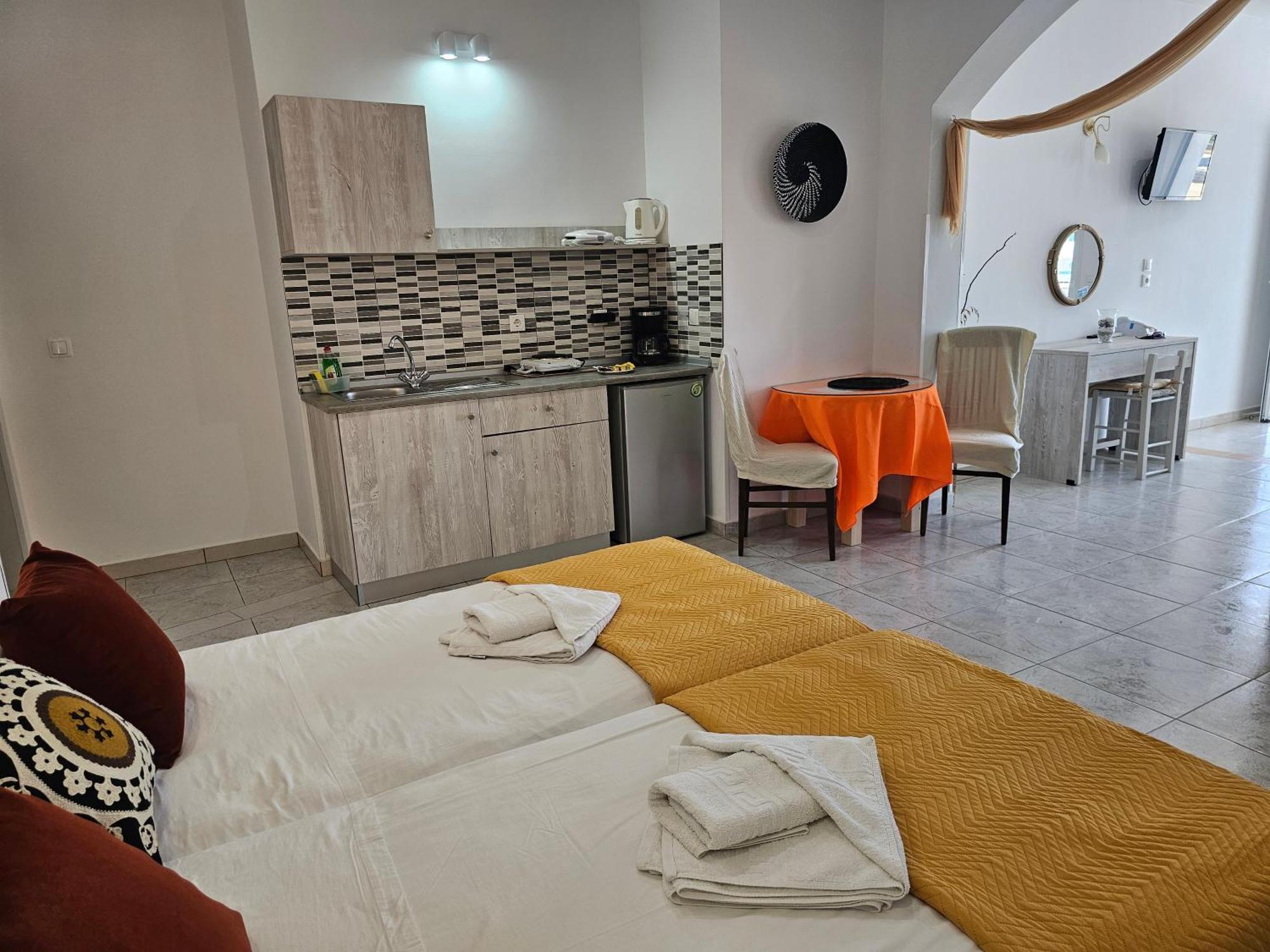 Apollonio Suites & Rooms Faliraki Rhodes Δωμάτιο φωτογραφία